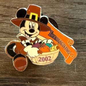 Disney Mickey Mouse Thanksgiving 2002 Pin